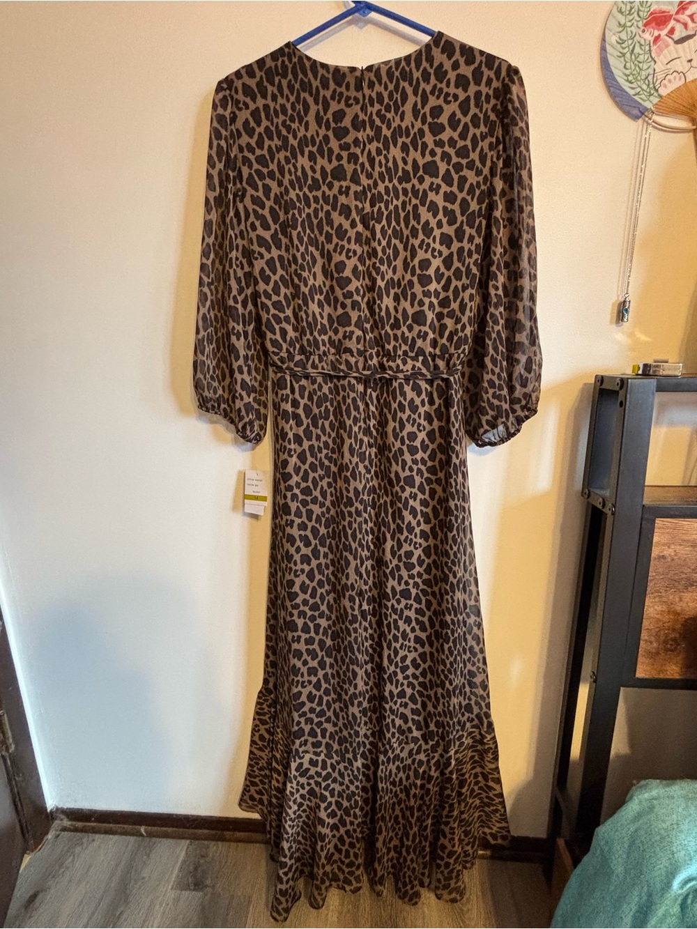 NWT Melonie leopard print wrap dress - Picture 2 of 15